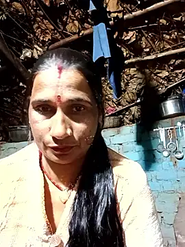 Snapshot of Hot_bhi38 chatting on 02/23/26, 08:28 Hot bhi38 online show from 02/23/26, 08:28