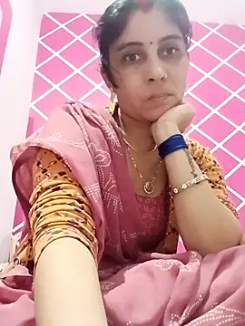 Snapshot of Hot_ree85 chatting on 02/24/26, 06:55 Hot ree85 online show from 02/24/26, 06:55