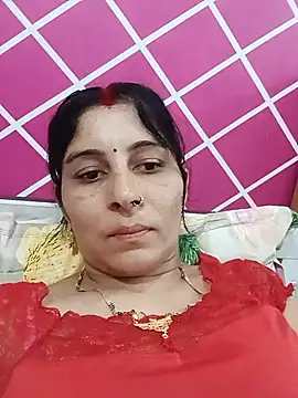 Snapshot of Hot_ree85 chatting on 07/18/26, 12:31 Hot ree85 online show from 07/18/26, 12:31