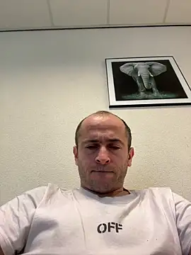 Majestik1 online show from 02/02/26, 02:16