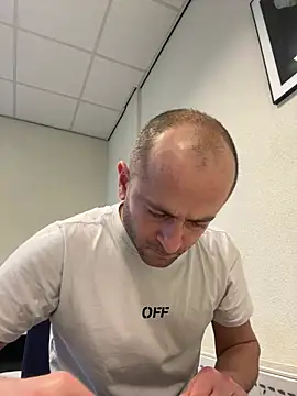 Majestik1 online show from 02/17/26, 01:29