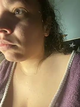 bellakay19 online show from 01/17/26, 04:22