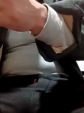 lvjinshun147 online show from 02/15/26, 01:20