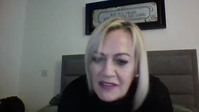 Milfshake227 online show from 03/22/26, 09:18