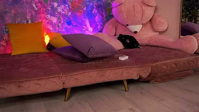 Ava Solis online show from 03/07/26, 08:39