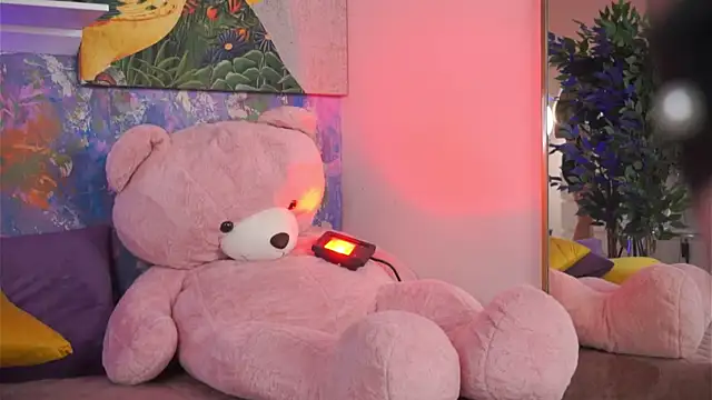 Ava Solis online show from 05/19/26, 08:15