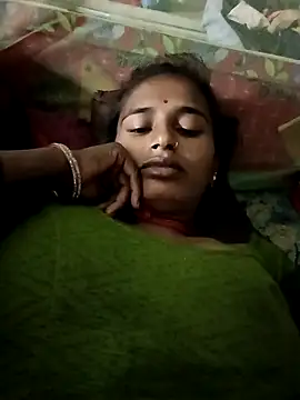 Snapshot of Jan_692 chatting on 02/12/26, 09:54 Jan 692 online show from 02/12/26, 09:54