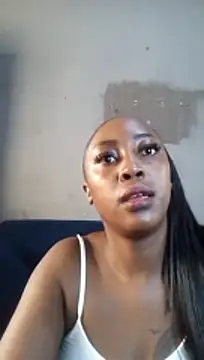 CocoButterxox online show from 04/29/26, 11:47