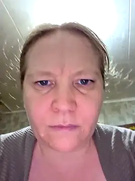 Didi Evvie online show from 01/06/26, 04:21