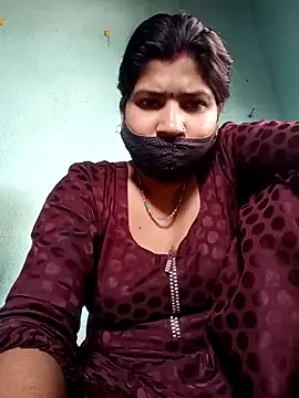 Monisha9876 online show from 02/06/26, 09:23