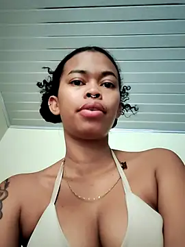 shenna brunette online show from 02/18/26, 03:30