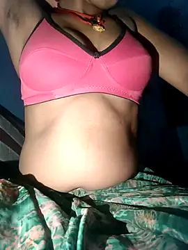 Snapshot of Queen_chayna chatting on 01/19/26, 04:22 Queen chayna online show from 01/19/26, 04:22