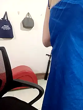  phuonglan  online show from 03/11/26, 12:27