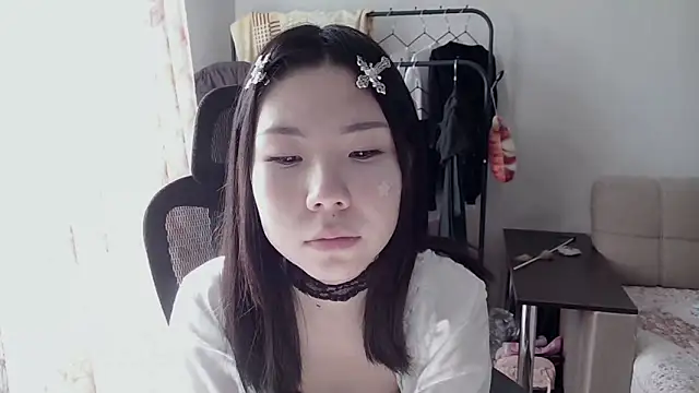 AprilOnilll online show from 02/02/26, 06:12