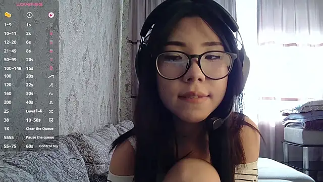 AprilOnilll online show from 03/16/26, 04:07