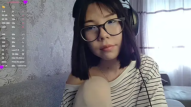 AprilOnilll online show from 04/04/26, 05:06