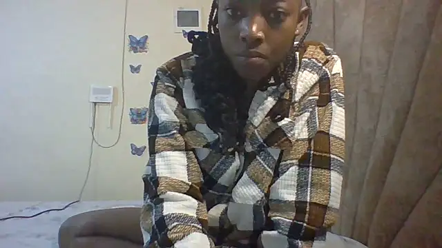 smily sophia online show from 02/03/26, 07:57