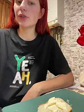 Lily Viola online show from 02/26/26, 07:40