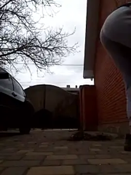 Lily Viola online show from 04/08/26, 06:35