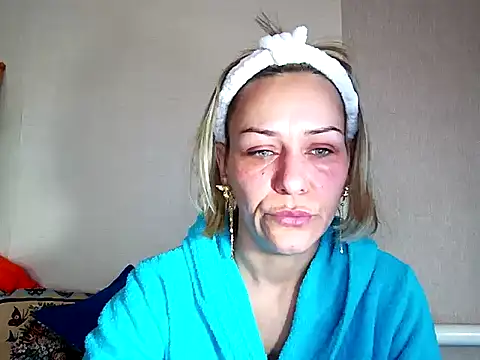 MissKryss online show from 02/08/26, 05:33