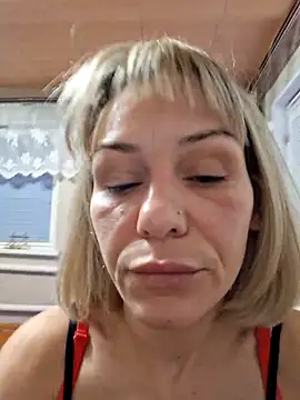 MissKryss online show from 02/09/26, 06:45