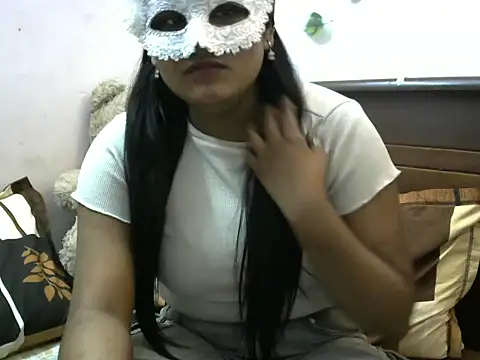 KiaraDoll002 online show from 03/23/26, 05:06