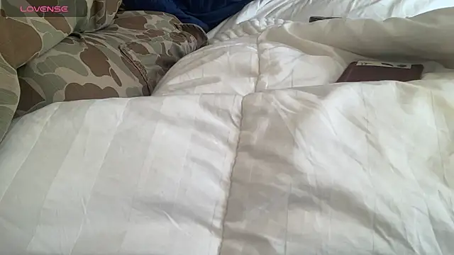 Snapshot of wolverinedream chatting on 02/27/26, 05:57 wolverinedream online show from 02/27/26, 05:57