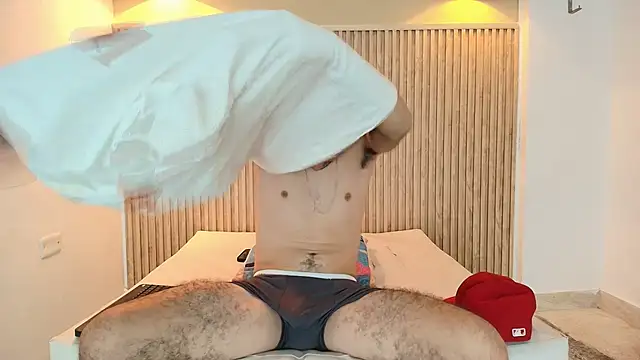 Snapshot of IM_BULL chatting on 01/08/26, 12:40 IM BULL online show from 01/08/26, 12:40