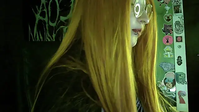 Aoidandelion online show from 03/27/26, 12:16