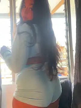 Isabella Belmont online show from 02/02/26, 07:12