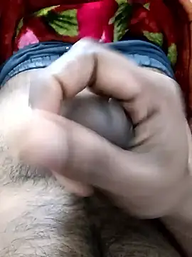 Snapshot of shrank_indian chatting on 01/15/26, 07:17 shrank indian online show from 01/15/26, 07:17