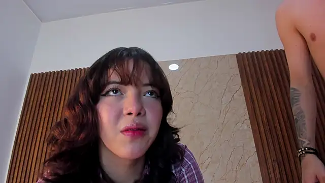 Snapshot of diana_santy chatting on 02/17/26, 06:25 diana santy online show from 02/17/26, 06:25