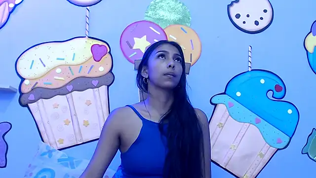 skinnysexzara18 online show from 02/21/26, 02:45