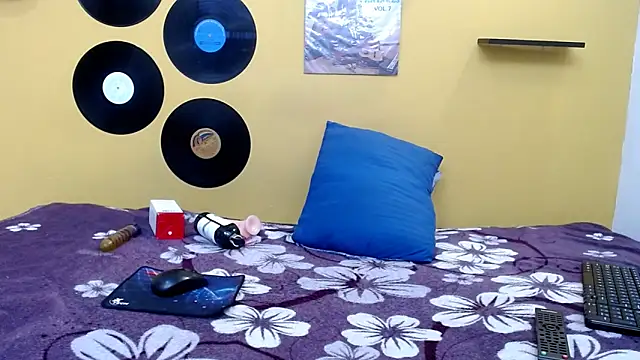 marcelasweet457 online show from 05/03/26, 01:39