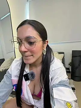 EVA WILD1 online show from 02/17/26, 09:21