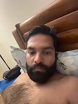 Snapshot of Rahil_94 chatting on 06/19/26, 02:43 Rahil 94 online show from 06/19/26, 02:43