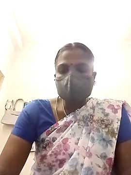 Snapshot of Tamil_Maha69 chatting on 02/13/26, 05:42 Tamil Maha69 online show from 02/13/26, 05:42