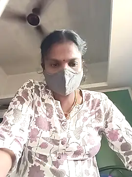 Snapshot of Tamil_Maha69 chatting on 02/16/26, 10:33 Tamil Maha69 online show from 02/16/26, 10:33