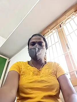 Snapshot of Tamil_Maha69 chatting on 02/19/26, 02:40 Tamil Maha69 online show from 02/19/26, 02:40