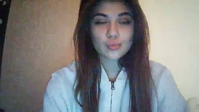 Snapshot of Tenovira chatting on 02/21/26, 09:38 Tenovira online show from 02/21/26, 09:38