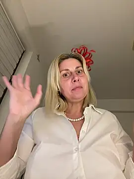 Amelia9798 online show from 01/17/26, 08:45