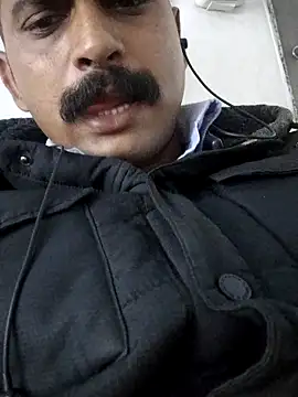 Snapshot of your_hot_dady chatting on 03/01/26, 07:05 your hot dady online show from 03/01/26, 07:05