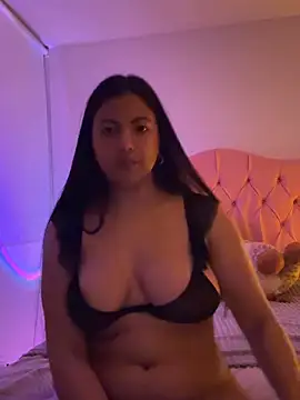 Nina Belle online show from 02/28/26, 03:40