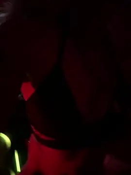 Snapshot of ViironiikaHostiile chatting on 02/22/26, 04:57 ViironiikaHostiile online show from 02/22/26, 04:57