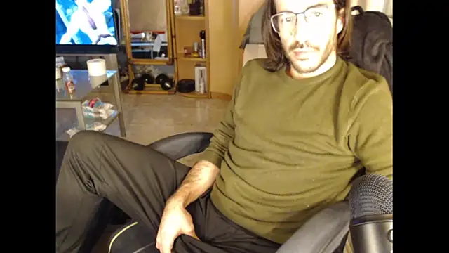 Snapshot of Blackroseyzeus chatting on 01/13/26, 04:56 Blackroseyzeus online show from 01/13/26, 04:56