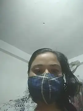 momo loves online show from 02/15/26, 03:31