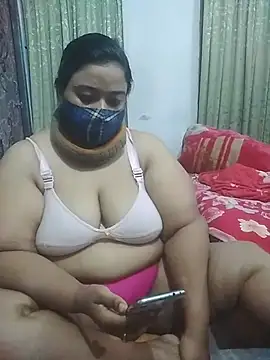 momo loves online show from 03/11/26, 06:36