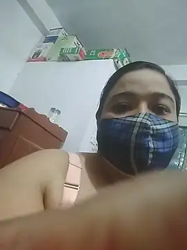 momo loves online show from 04/06/26, 04:46