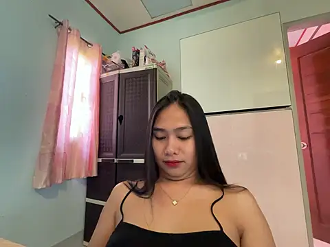 Snapshot of Mira_Janee chatting on 02/02/26, 03:16 Mira Janee online show from 02/02/26, 03:16