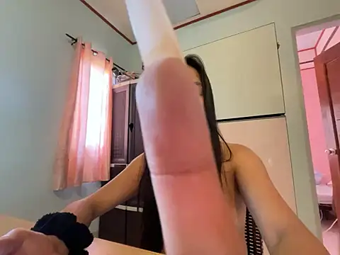 Snapshot of Mira_Janee chatting on 02/13/26, 04:41 Mira Janee online show from 02/13/26, 04:41